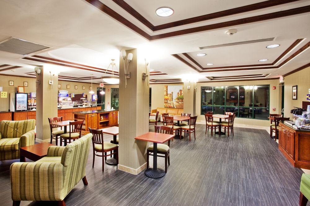 Holiday Inn Express & Suites Macon - I-475 By Ihg Exteriör bild