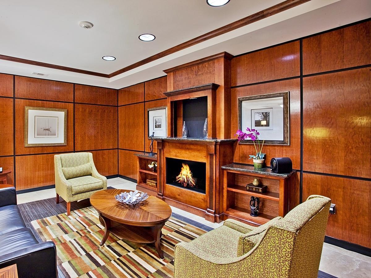 Holiday Inn Express & Suites Macon - I-475 By Ihg Exteriör bild