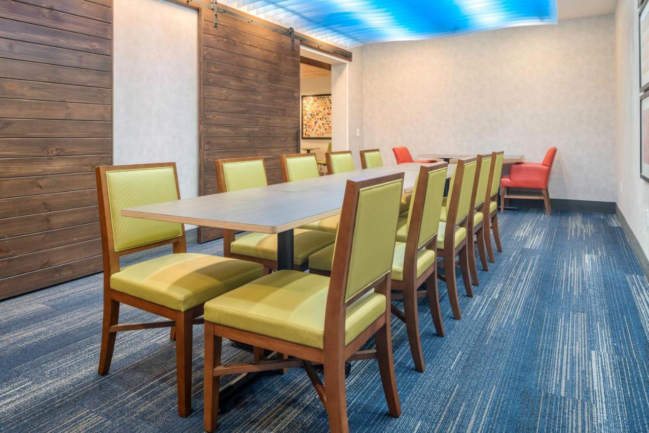 Holiday Inn Express & Suites Macon - I-475 By Ihg Exteriör bild